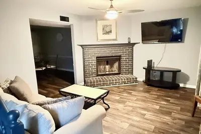 Image de Perfect Location: Atrium Amphitheater, Idle Hour Country Club, Wesleyan College