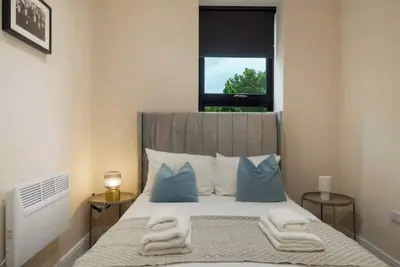 Image de 4br w/ Jacuzzi, Garden & Parking