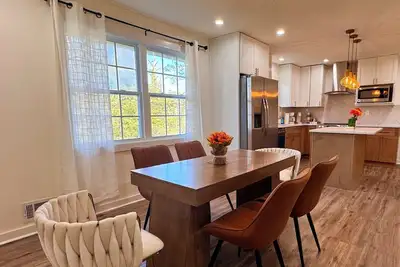 Image de Residence 3 beds/2 baths close to Mercedez Benz Stadium & Aquarium Decatur/Atl