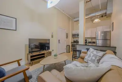 Image de Temp504-4/2 · 4bed 2bath Apartment in Downtown