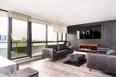 Image de 902 - Stylish Waterfront Executive Condo