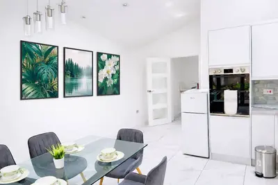 Image de Charming 3Bed 2Bath in Windsor - close to City Centre and Sights