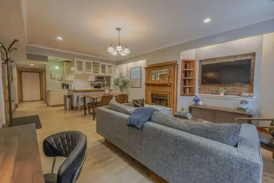 Image de Back Bay 2Bed 2Bath w/ Patio!