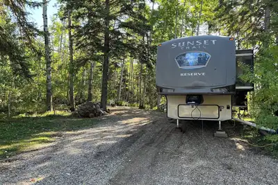 Image de Swan - Camper at Sunset Bay