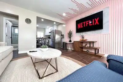 Image de Iberian Treasure Designer Cove + Private Balcony