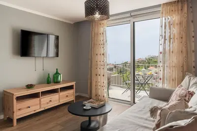 Image de Dans le sud-ouest de Madère, Casas ao Sol - Adega