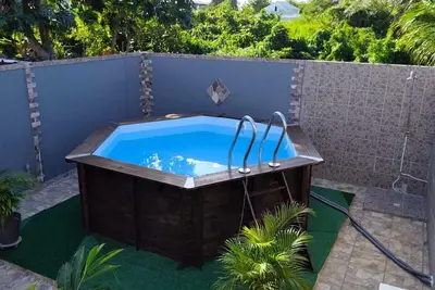 Image de Haut de villa · Piscine · 2 min plage de Vinty · Sainte-Rose