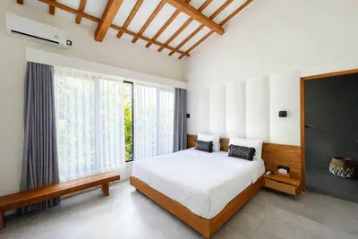 Image de Villa Khaya – 2br Private Pool Villa in Central Seminyak, Bali Walk to Beach