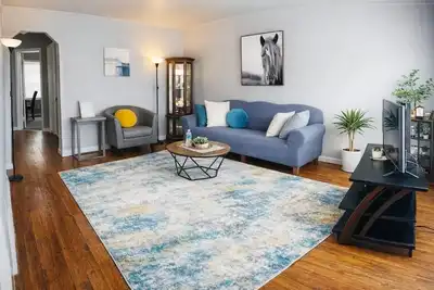 Image de Best Deal- cute home in the west D