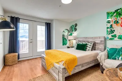 Image de Cozy Tropical Vibe Haven in Canmore near Banff