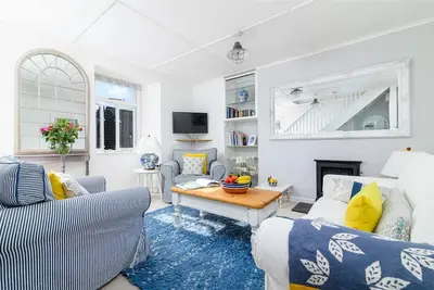 Image de Sealight Cottage–Downalong, St Ives – Sea Views – Parking