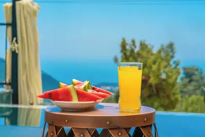 Image de Enjoyable 1-bedroom villa with Ac in welcoming İslamlar