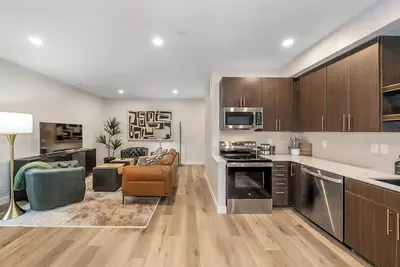 Image de Cozy New 2br in Tekamah | Walk to Food & Gym