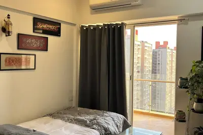 Image de Cozy 1-bedroom apartment with Ac and golf course access