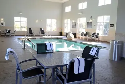 Image de Everything You Need For The Perfect Vacation! 3 Units, Indoor Pool, Breakfast!