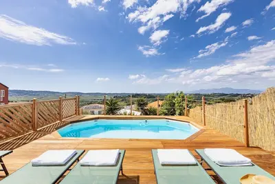 Image de Charmant Morrona apartment with garden and private pool