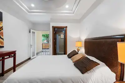 Image de Luxurious Beachfront Residence – Pura Vida