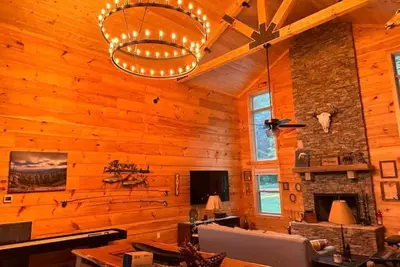 Image de UTVJeepTrailGatlinbrgEVchargKidPlayelectricJeep24v