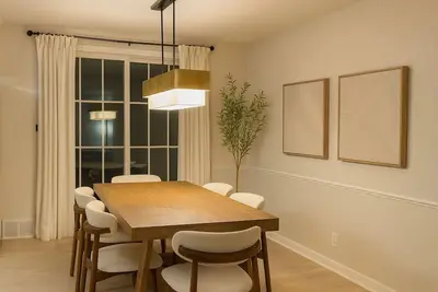 Image de Modern Organic 3br Buffalo/Amherst Retreat Ac and Cozy Comfort