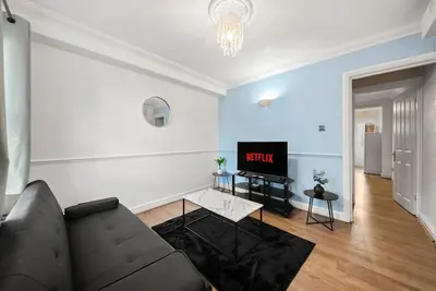 Image de Contractor 3-Bed Long-Stay Discounts & Parking