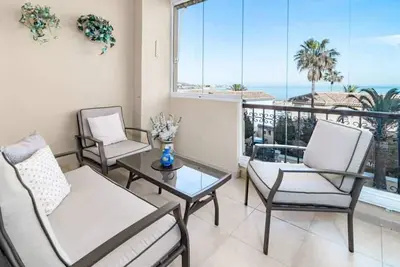 Image de Sea View Apartment with Pool by Costarentals- Ref 219