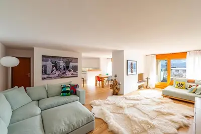 Image de Holiday home on the popular Via Tinus above St.