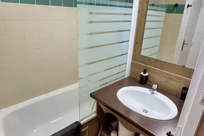 Image de Résidence Ecrin des Neiges - Location Appartement Chamrousse au pied des pistes