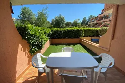 Image de Appartement T2 Rez-de-chaussée avec Terrasse