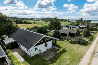 Image de \"Filisha\" - 200m from the sea by Interhome