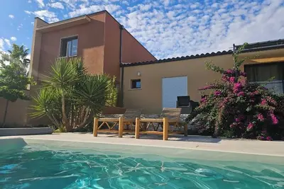 Image de Villa familiale, chaleureuse au calme absolu avec piscine au sel et grand jardin