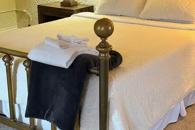 Image de Charming  1-bedroom apartment with Hudson River View in Yonkers.