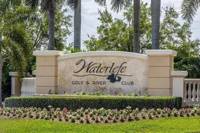 Image de Be joined by the Waterlefe Golf and River Club community in fitness and leisure.