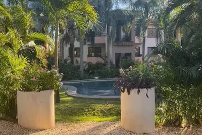 Image de Condo for 4 with pool and Ac