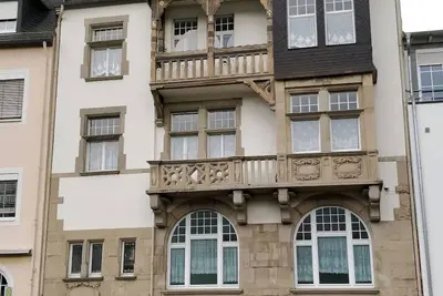 Image de Wohnung in einem historischen Gebäude mit Balkon und Blick auf die Mosel by Interhome