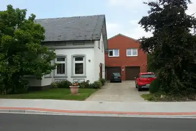 Image de Großzügige Ferienwohnung mit Garten und Terrasse, nur zwei Kilometer vom Strand by Interhome