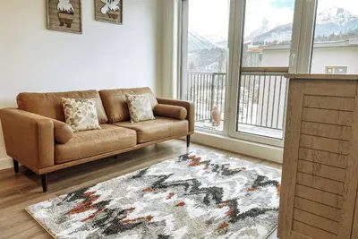 Image de Mount 7 View - Pet Friendly Dt Mountain View Condo