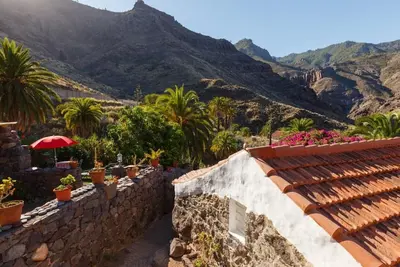 Image de in El Risco mit Garten, Terrasse und Grill by Interhome
