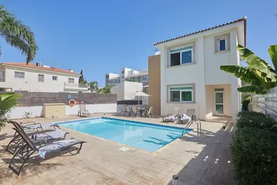 Image de Hübsche Villa mit 3 Schlafzimmern und privatem Pool by Interhome