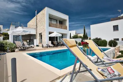 Image de Latchi Ferienvilla Ev21 by Interhome