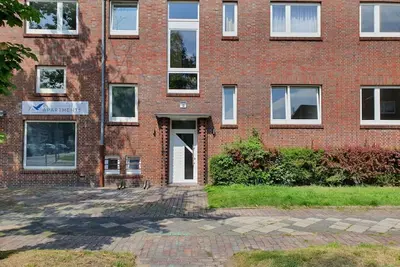 Image de Kernsaniertes Apartment in ruhiger und zentraler Lage by Interhome