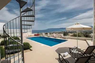 Image de Latchi Ferienvilla Ev20 by Interhome