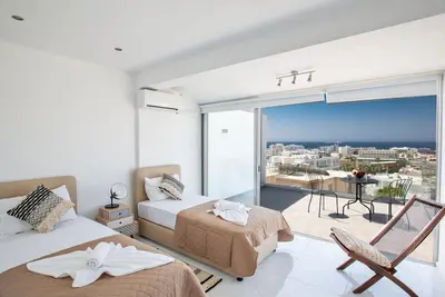 Image de Schöne Wohnung in Ayia Napa mit Garten by Interhome