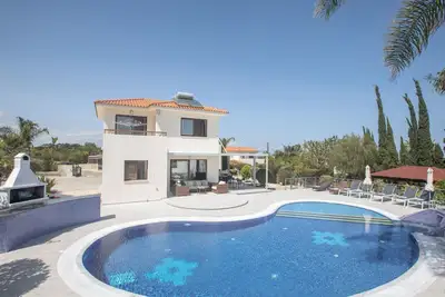 Image de Wunderschönes Haus in Protaras mit großem Garten by Interhome