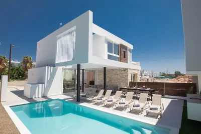 Image de Ferienvilla Kube 4 für 12 Personen auf Zypern by Interhome