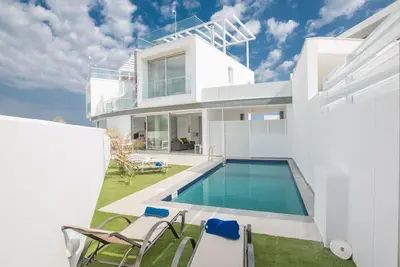 Image de Protaras Villa mit privatem Pool und Dachgarten by Interhome