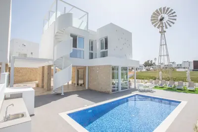 Image de Bleu Vie in Protaras by Interhome