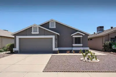 Image de Beautiful 3-bedroom house in Peoria with Ac - 4 miles from State Farm Stadium.