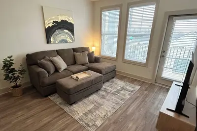 Image de Luxurious 2 Bed 2 Bath • Pool • Gym • Game Room