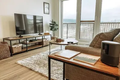Image de Lofty Lookout - 2 Bed, 2 Bath Luxury Dt