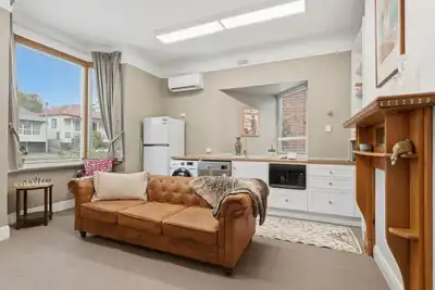Image de Stylish 2 Bedroom Townhouse - Hobart Cdb